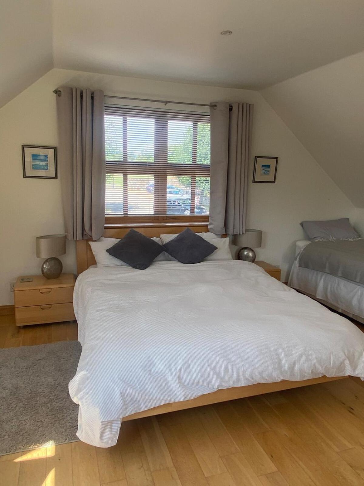 Loch Leven Loft Apartment Milnathort Bagian luar foto